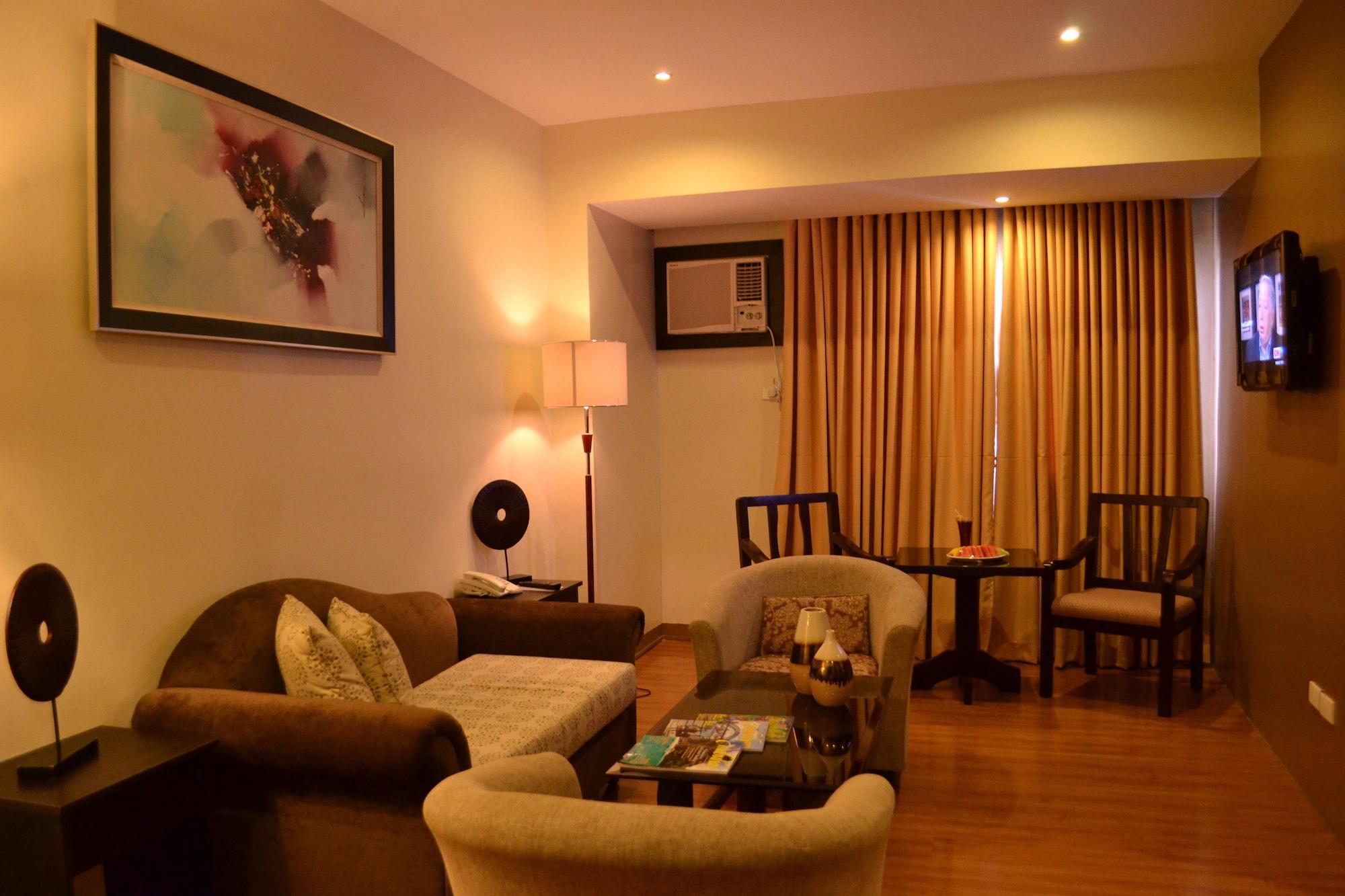 The Pinnacle Hotel And Suites Davao Ngoại thất bức ảnh