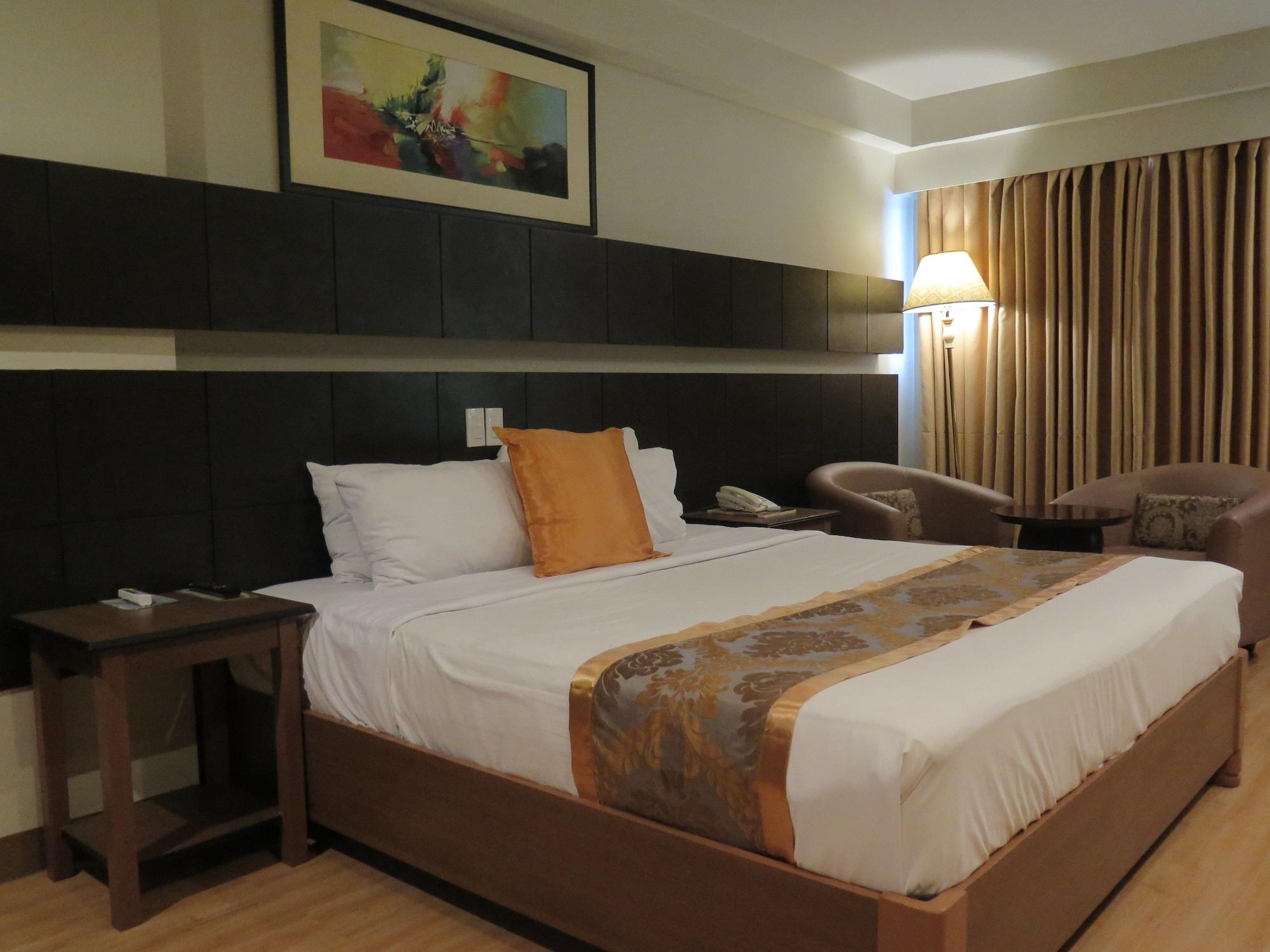 The Pinnacle Hotel And Suites Davao Ngoại thất bức ảnh