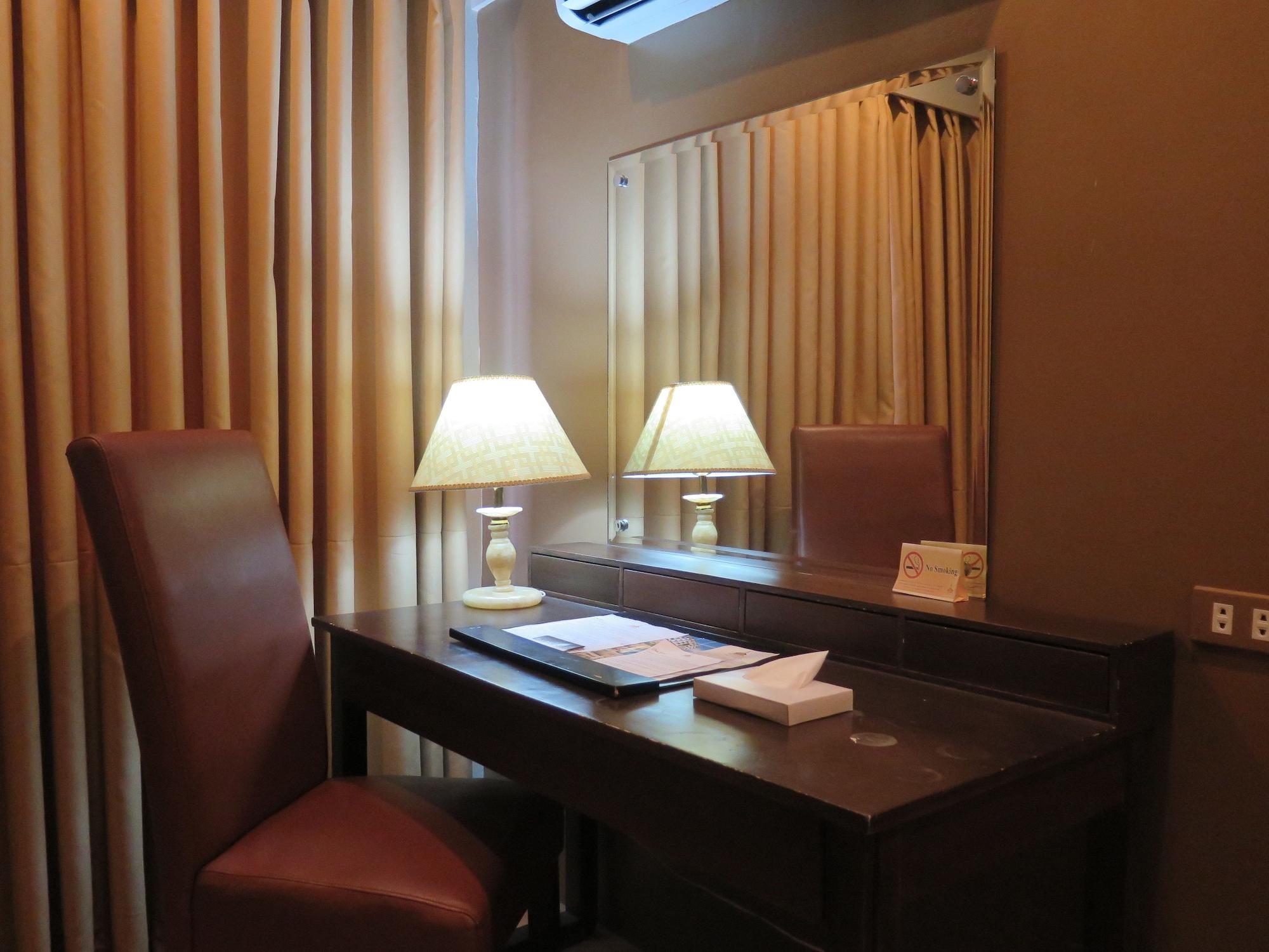 The Pinnacle Hotel And Suites Davao Ngoại thất bức ảnh