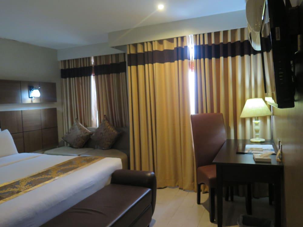 The Pinnacle Hotel And Suites Davao Ngoại thất bức ảnh