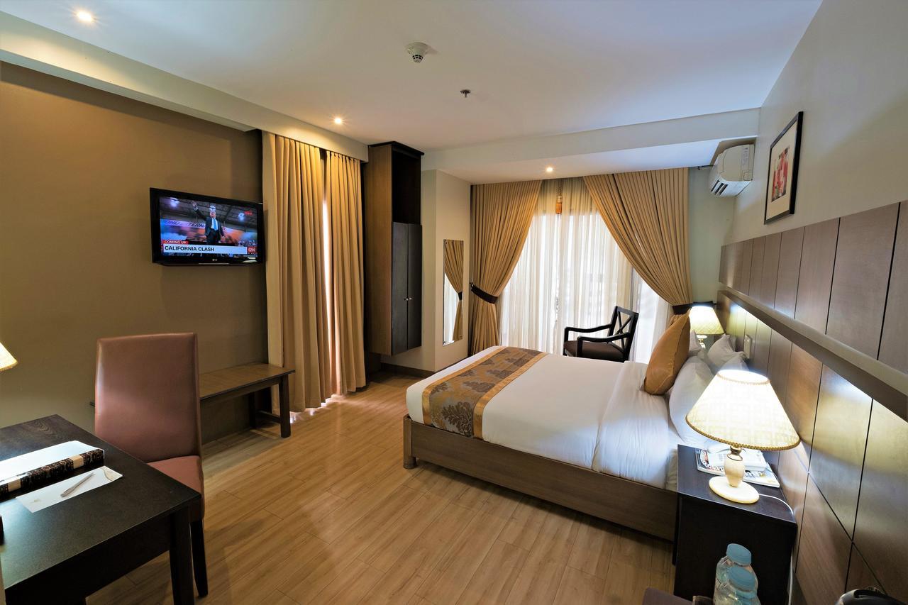 The Pinnacle Hotel And Suites Davao Ngoại thất bức ảnh