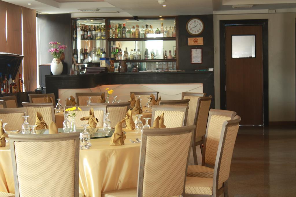 The Pinnacle Hotel And Suites Davao Ngoại thất bức ảnh